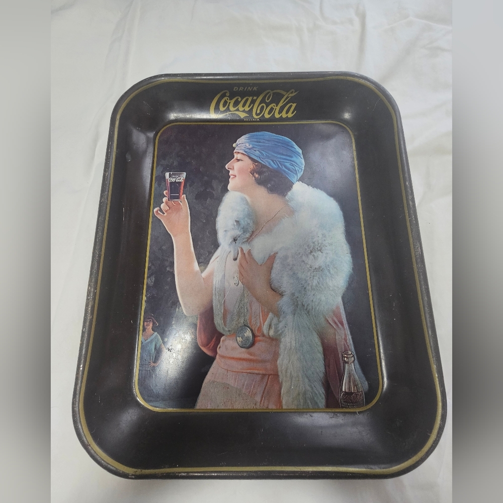 Vintage Coca-Cola Serving Tray with Elegant Woman Artwork - Black & Blue